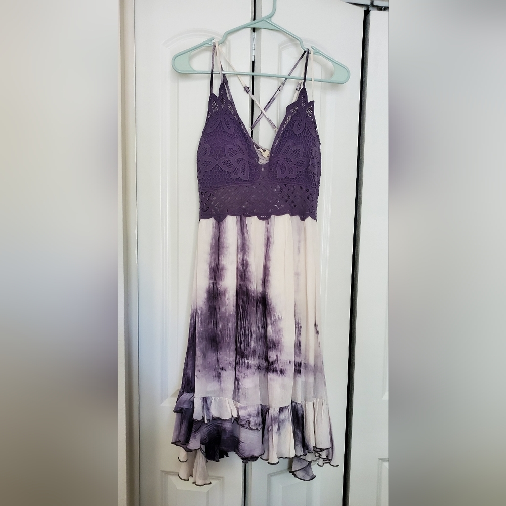 Size large mini tie-dye dress, free people inspired, worn once.